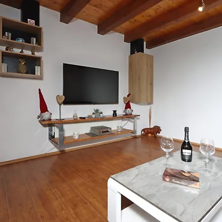 With Wifi - 21879 Apartment